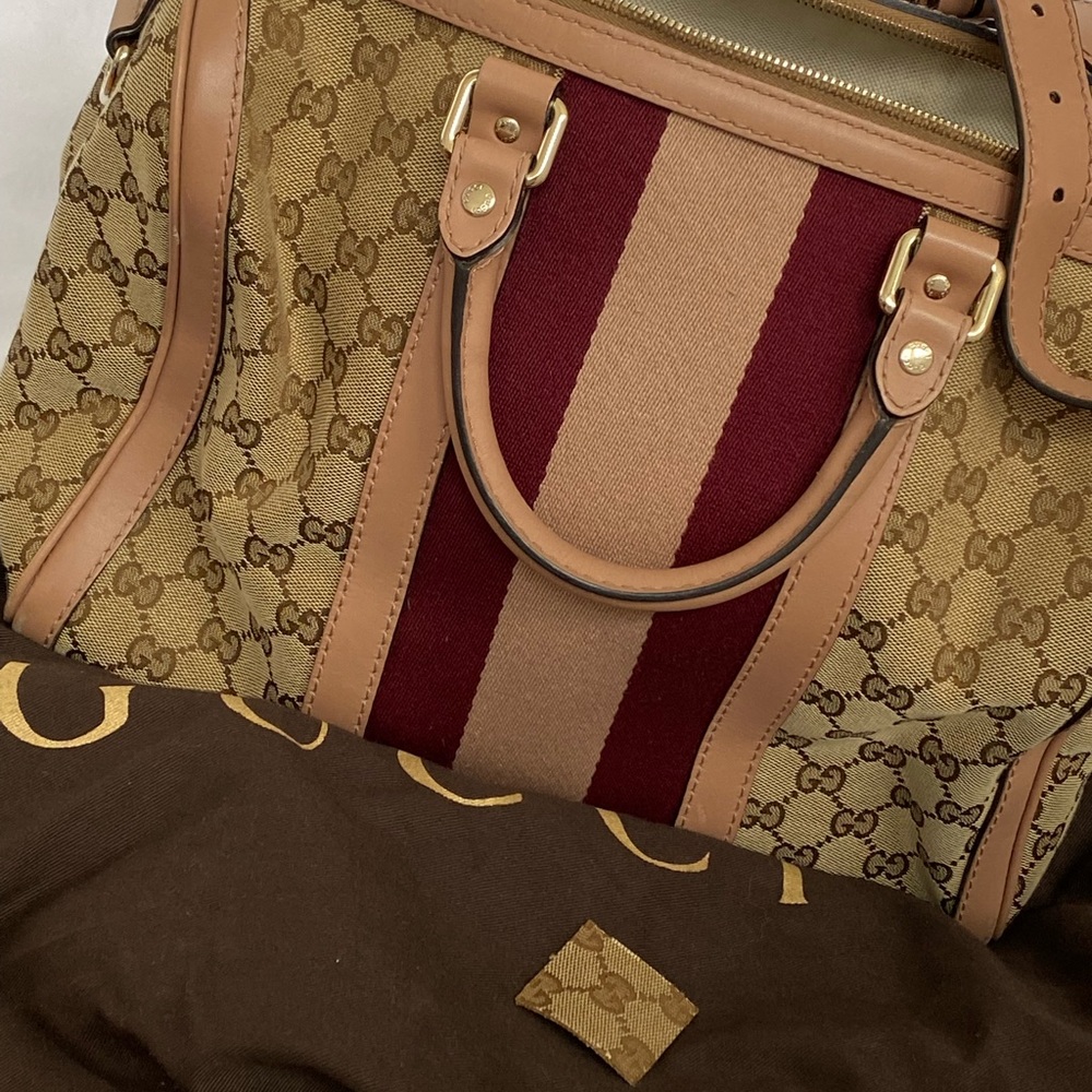 Gucci Boston limited edition in pink and maroon web striping.